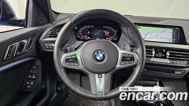 BMW 1 Series 2023 — Фото 13/20