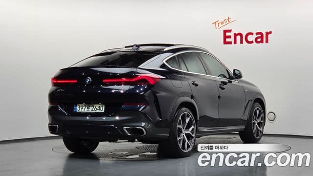 BMW X6 2022 — Şəkil 24/36