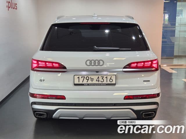 Audi Q7 2026 — ფოტო 3/20