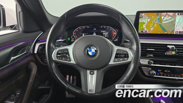BMW 5 Series 2023 — Şəkil 14/20