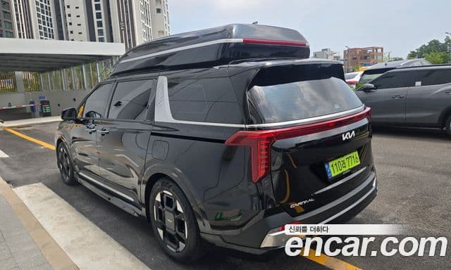 Kia Carnival 2025 — Фото 1/16
