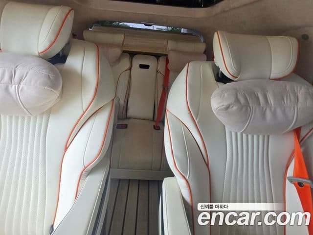 Kia Carnival 2025 — Фото 11/16