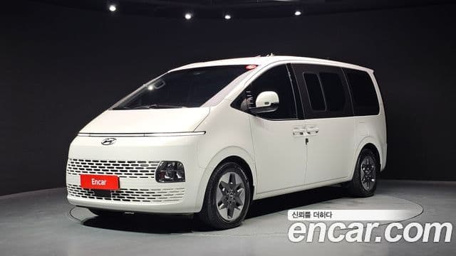 Hyundai Staria 2022 — ფოტო 7/20