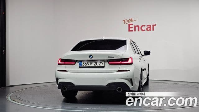 BMW 3 Series 2021 — ფოტო 4/20