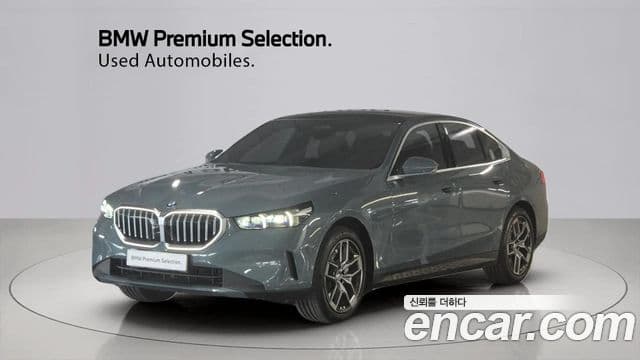 BMW 5 Series 2025 — ფოტო 7/8