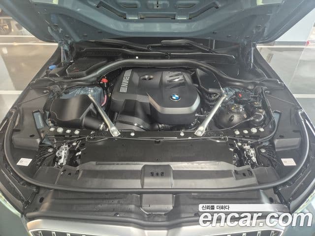 BMW 5 Series 2025 — ფოტო 5/8