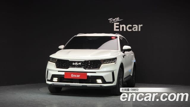 Kia Sorento 2023 — Фото 3/20