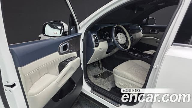 Kia Sorento 2023 — Фото 10/20