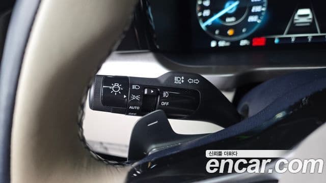 Kia Sorento 2023 — Фото 20/20