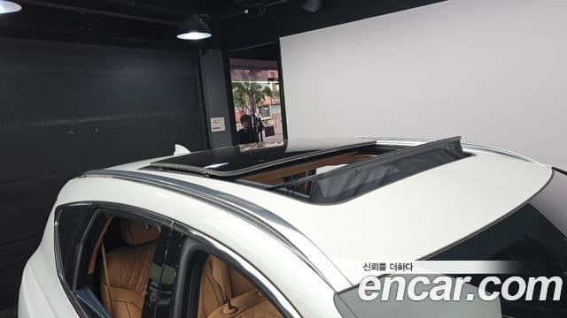 Genesis GV80 2023 — Photo 19/20