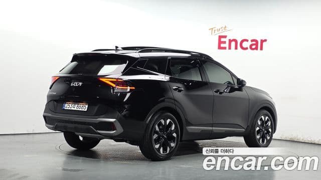 Kia Sportage 2024 — Фото 2/20