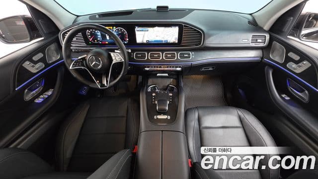 Mercedes-Benz GLE-Class 2025 — Photo 23/37