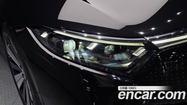 Mercedes-Benz EQS 2023 — ფოტო 19/30