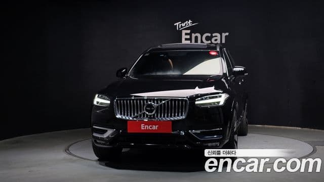 Volvo XC90 2022 — Фото 3/20