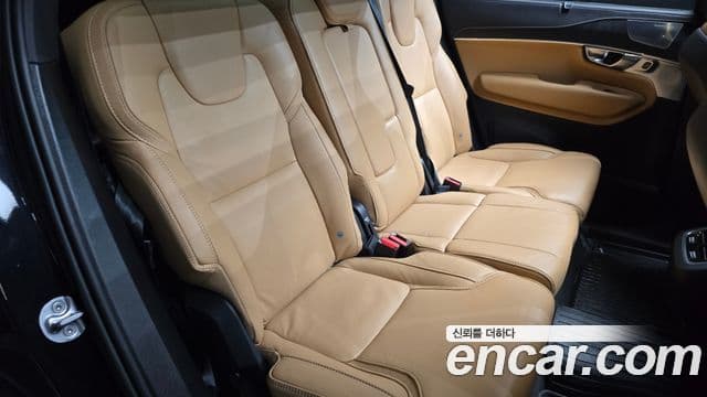 Volvo XC90 2022 — Фото 11/20
