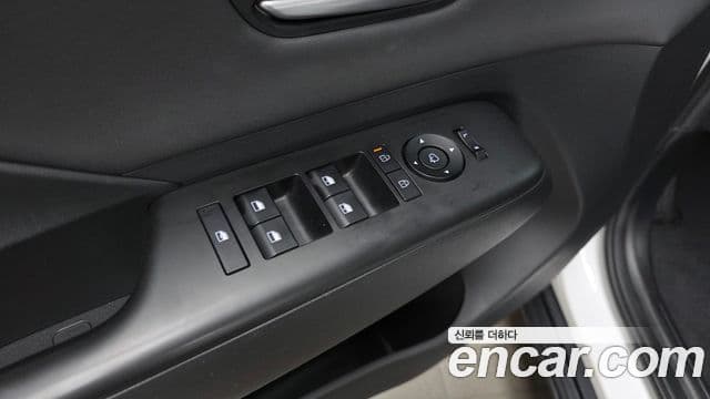 Hyundai Kona 2023 — Фото 20/20