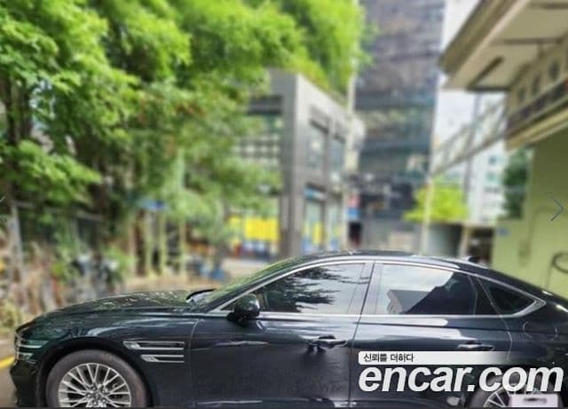 Genesis Electrified G80 2022 — ფოტო 3/17