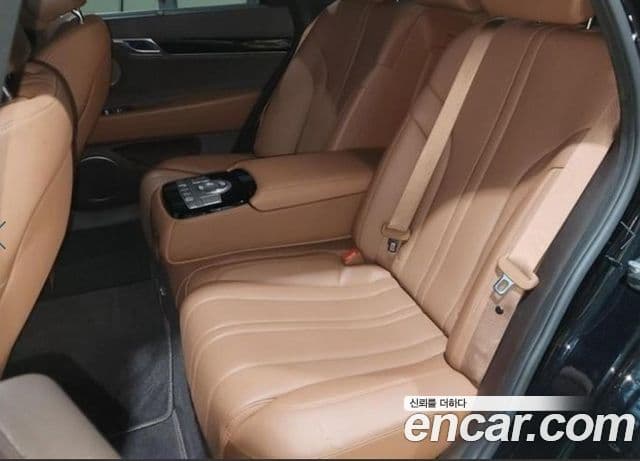 Genesis Electrified G80 2022 — ფოტო 9/17