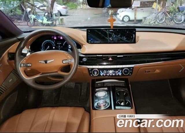 Genesis Electrified G80 2022 — ფოტო 10/17