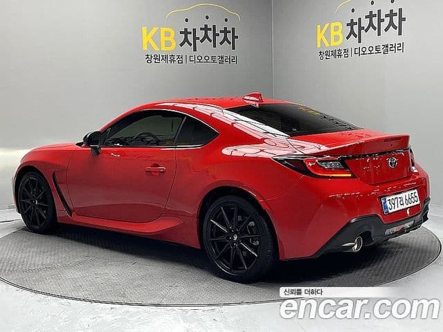 Toyota GR86 2024 — ფოტო 2/20