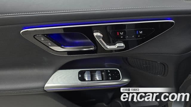 Mercedes-Benz GLC-Class 2023 — Фото 19/20