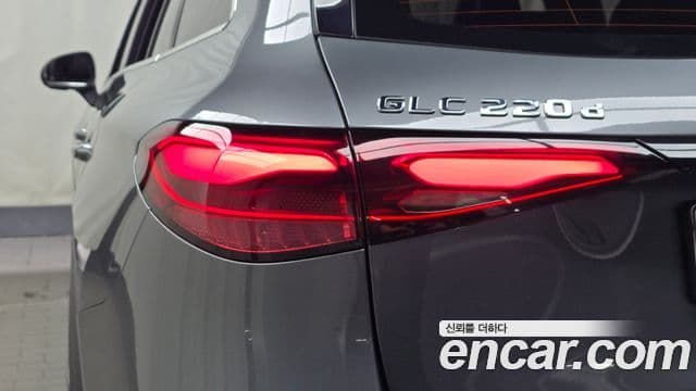 Mercedes-Benz GLC-Class 2023 — ფოტო 29/32