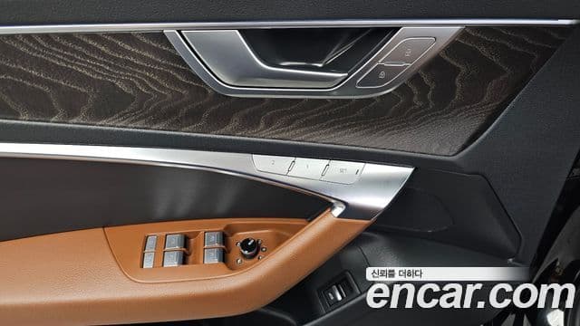 Audi A6 2021 — Photo 23/33