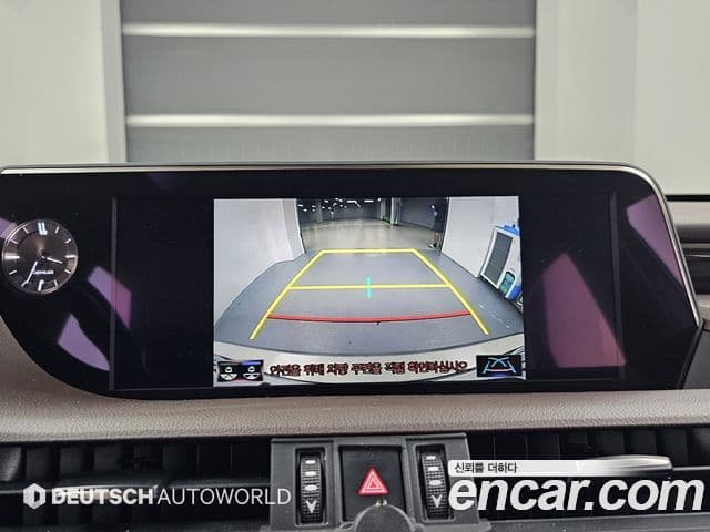 Lexus ES300h 2018 — Photo 20/20