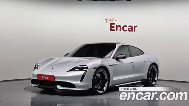 Porsche Taycan 2021 — ფოტო 7/20