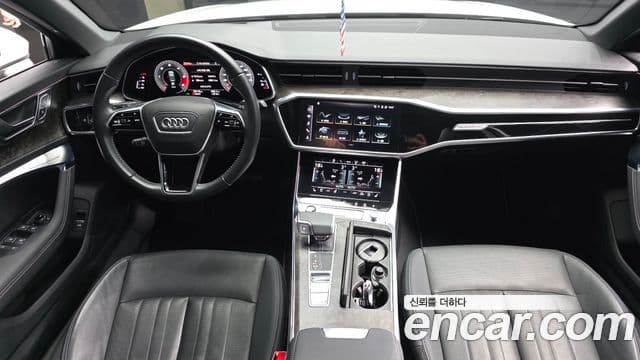 Audi A6 2021 — ფოტო 7/20