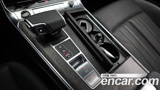 Audi A6 2021 — ფოტო 9/20