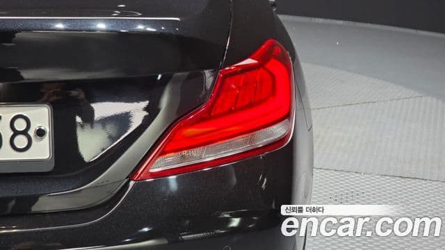 Genesis G70 2019 — Şəkil 17/36