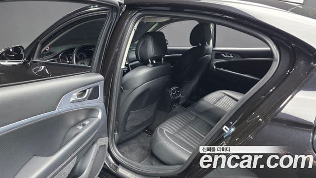 Genesis G70 2019 — Şəkil 4/36