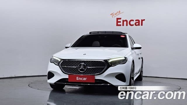 Mercedes-Benz E-Class 2025 — Фото 2/20