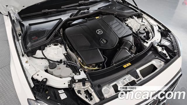 Mercedes-Benz E-Class 2025 — Фото 5/20