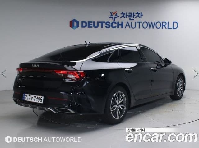 Kia K5 2023 — Şəkil 1/20