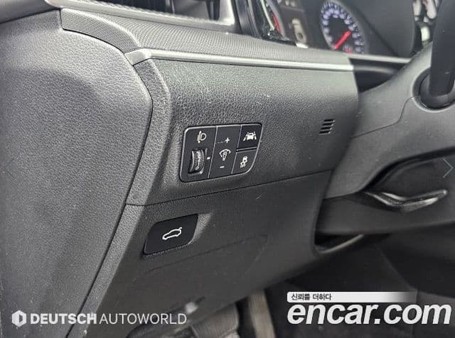 Kia K5 2023 — Şəkil 17/20