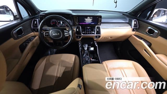 Kia Sorento 2023 — Фото 7/20
