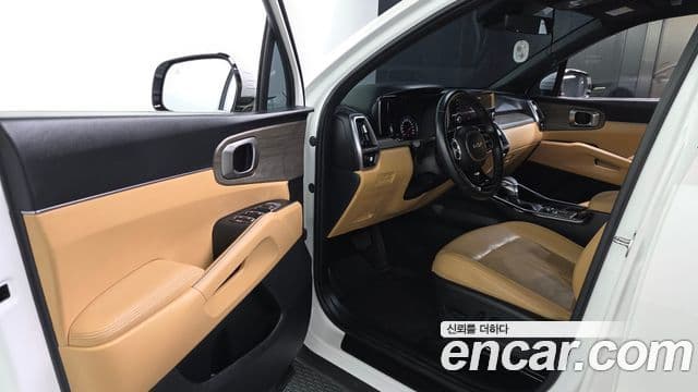 Kia Sorento 2023 — Фото 10/20