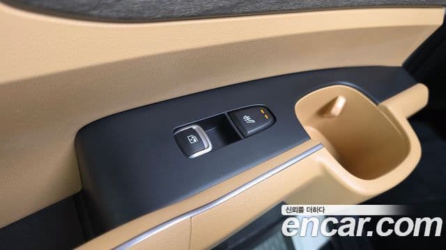 Kia Sorento 2023 — Фото 19/20
