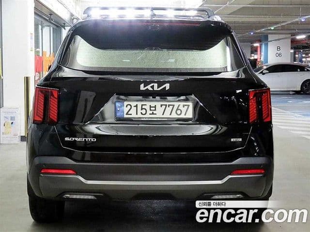 Kia Sorento 2024 — Фото 4/20