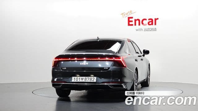 Kia K8 2022 — ფოტო 4/20