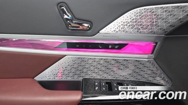 BMW i7 2023 — ფოტო 12/34