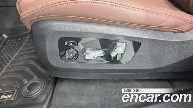 BMW X5 2023 — ფოტო 33/33