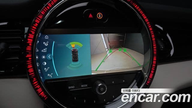 Mini Cooper S Convertible 2023 — ფოტო 15/20