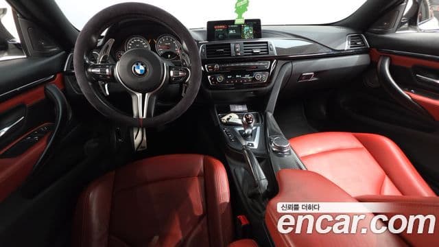 BMW M4 2018 — Şəkil 19/20