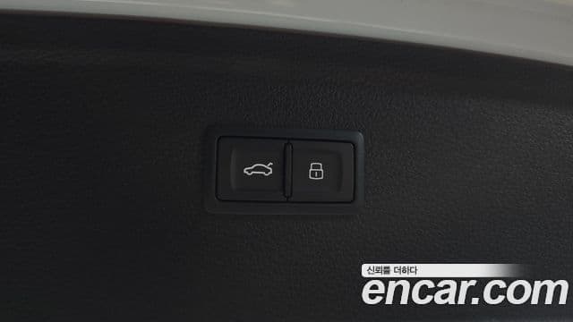 Audi SQ5 2021 — Photo 15/34
