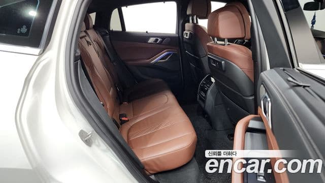 BMW X6 2022 — ფოტო 12/20