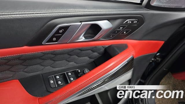 BMW X6M 2021 — Photo 30/33