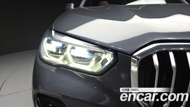 BMW X5 2022 — Photo 23/31